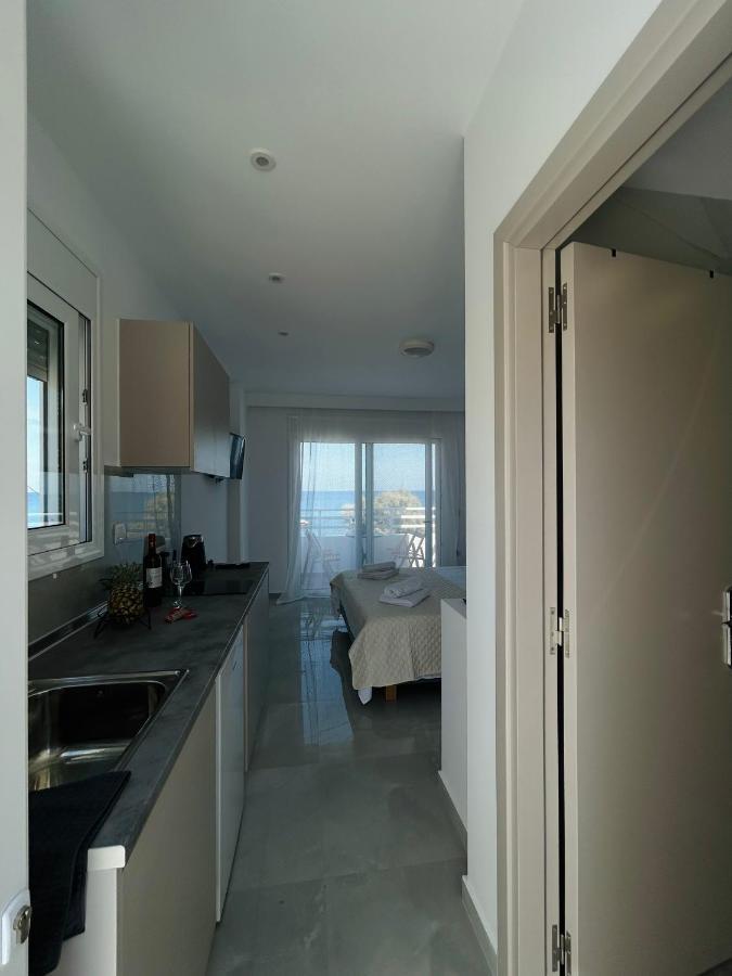 Chrisanthi Apartments アルハンゲロス エクステリア 写真
